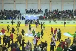 جماهير الشرطة تتهم "الأسايش" بالتواطؤ مع المشاغبين في زاخو