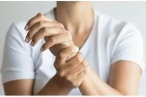 8 علامات على نقص الكالسيوم في جسمك
