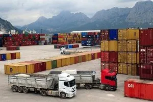 إيران تعلن تزايداً بنسبة 262% بالترانزيت الخارجي من معبر برويز خان إلى العراق