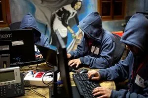 رسائل إيران تطرق بيوت الإسرائيليين.. طهران تصعد حربها النفسية ضد تل أبيب