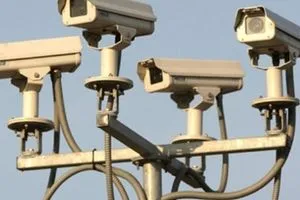 مشروع الكاميرات الذكية ينطلق في عشر محافظات لتعزيز الأمن الداخلي