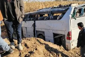 ارتفاع حصيلة حادث طريق النجف إلى 30 زائراً بين قتيل وجريح