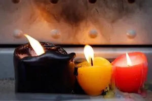 دراسة صادمة عن تأثير "الشموع" على الدماغ