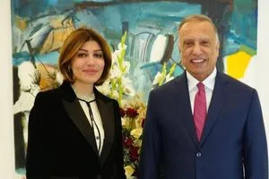 من "آني الكاظمي والله آذيج" إلى الابتسامات واللقاءات.. هل التهديد كان مسرحية سياسية؟
