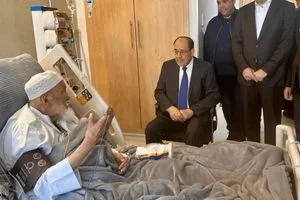 المالكي يزور المرجع الفياض في بغداد للاطمئنان على صحته