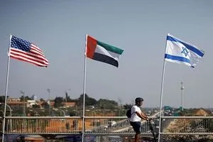محلل لبناني: دول عربية تدعم الكيان الصهيوني لتنفيذ مخططات الغرب في المنطقة