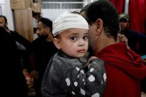 المجاعة والدمار يحاصران أكثر من 2.4 مليون فلسطيني في غزة