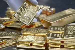 الذهب يستقر وسط المخاوف من رسوم ترامب الجمركية