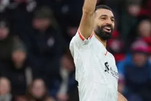 هل يعود محمد صلاح للدوري الإيطالي؟