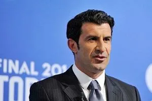 فيغو يتوج فينيسيوس بالكرة الذهبية