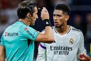 الذكاء الاصطناعي لاختيار حكام مباريات الدوري الاسباني