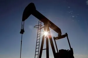 عقود برنت تتجاوز 66 دولاراً للبرميل