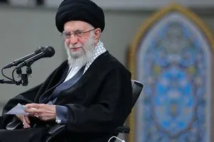 مستشار السيد الخامنئي: المفاوضون في روما بكامل الصلاحيات