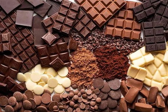 الشوكولاتة الداكنة.. علاج واعد للاكتئاب مدعوم بأبحاث قديمة وحديثة