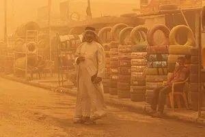منخفض جوي يضرب العراق يرافقه غبار وأمطار في عدة مناطق