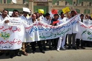 مطالبات بإدراج تخصيصات لتعيين خريجي المجموعات الطبية ضمن موازنة 2025