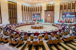 الموسوي: قمة الجامعة العربية بلا جدوى وقراراتها "حبر على ورق"