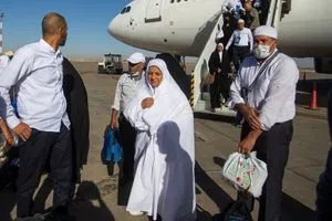 عملية عودة الحجاج الايرانيين الى البلاد تنتهي اليوم قناة العالم الاخبارية