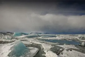 اسيا مهددة بفيضانات كارثية ما سبب ذوبان القطب الثالث