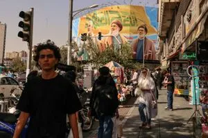 حزب الله يرفض تسليم السلاح وريفي لـ الزمان سأقاضي قاسم على تصريحاته عن كربلاء ثانية