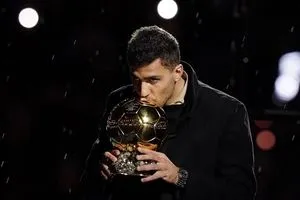رودري يعود إلى طاولة ريال مدريد مقابل صفقة ضخمة