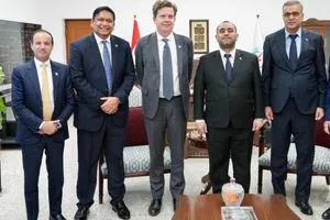 العراق يبحث مع شركة إكسيليريت للطاقة الأمريكية خطوات استيراد الغاز المسال