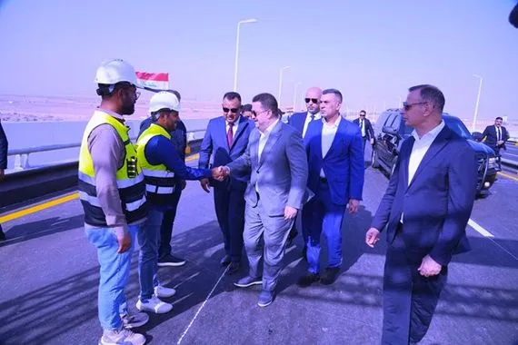 السكيني السوداني أنهك الموازنة بمشاريع الجسور لتحقيق مكاسب انتخابية