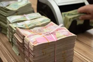 تصريح حكومي يوضح موقف رواتب الموظفين ماذا عن العام المقبل