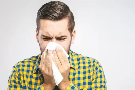 أشهر خرافات محاربة الزكام في الشتاء
