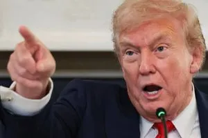 انتهت الحرب ترمب يعلن اتفاق وقف إطلاق النار بين إسرائيل وحماس شفق نيوز