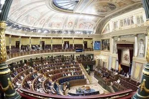 البرلمان الإسباني يصادق بالأغلبية على قانون يمنع تجارة الأسلحة بين مدريد وتل أبيب