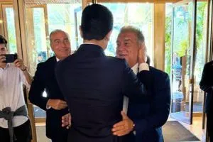 لابورتا يؤكدها علنًا نريد العودة إلى أحضان اليويفا