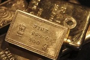تراجع أسعار الذهب بعد صعود تاريخي فوق 4000 دولار