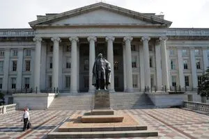 بغداد تأسف لقرار واشنطن فرض عقوبات على ميليشيات وأفراد عراقيين مدعومين من إيران