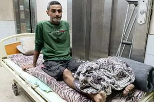 توقّفت الحرب ولم تنتهِ معاناتهم الشاب إياد يختصر قصة آلاف الجرحى في غزة شفق نيوز