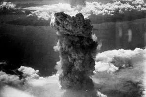 سياسي قطري يدعو المجتمع الدولي للتدخل ضد السلاح النووي الصهيوني