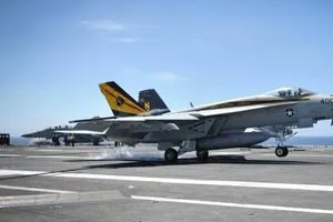 سقوط مقاتلة ومروحية أميركيتين في بحر الصين شفق نيوز