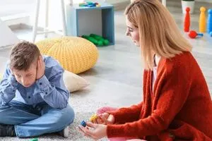 أبحاث أميركية تكشف صلة بين إصابة الأمهات بكورونا أثناء الحمل والتوحد شفق نيوز