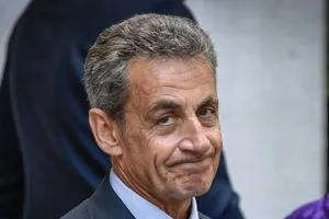 فرنسا الإفراج المؤقت عن ساركوزي بقرار قضائي شفق نيوز