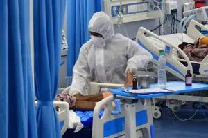 جلطات متناهية الصغر تكشف سر استمرار أعراض كوفيد طويل الأمد شفق نيوز