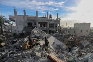 موقع أمريكي يكشف إدارة ترامب تدعم الضربات على غزة