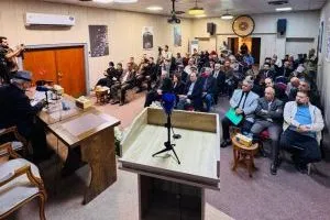 عازف القانون يضع أجيالاً على سكة الإبداع