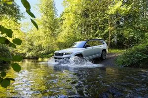 غراند شيروكي L لعام 2026 حين تقول جيب كلمتها