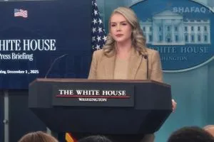 خاص ترمب يرعى اتفاق سلام أفريقي والبيت الأبيض يتوعد بـ ترحيل جماعي للأفغان شفق نيوز