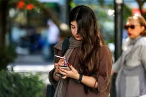 أكثرية برلمانية تطالب بقيود أكثر صرامة على الحجاب في إيران