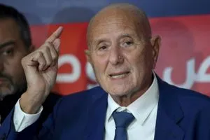 اعتقال المعارض التونسي أحمد الشابي