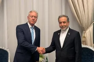 عراقتشي يدعو نظيره اللبناني لزيارة طهران نؤكد دعمنا لسيادة لبنان ووحدته