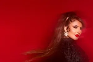 من دبي شذى حسون على موعد مع أغنية عراقية جديدة