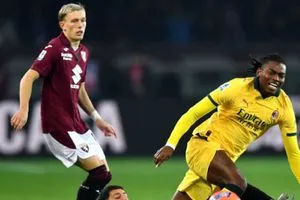 لياو يثير الذعر في ميلان