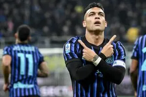 لاوتارو يستعد لليفربول بإنجاز تاريخي